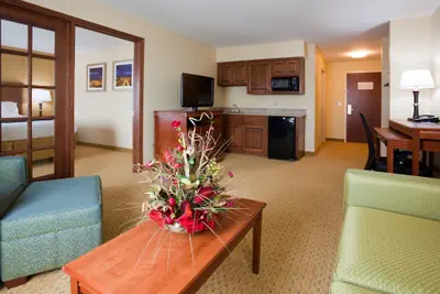 Photo 5 - Holiday Inn Express Sheboygan-Kohler by IHG