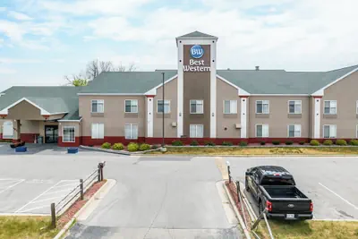 Photo 2 - Best Western Watertown