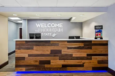 Photo 3 - Hampton Inn Princeton