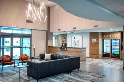 Photo 3 - Four Points by Sheraton Appleton