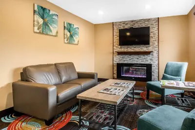 Photo 4 - Quality Inn Janesville North