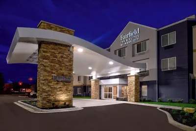 Photo 2 - Fairfield Inn & Suites by Marriott Beloit