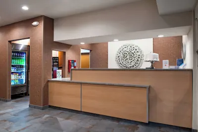 Photo 3 - Fairfield Inn & Suites by Marriott Beloit