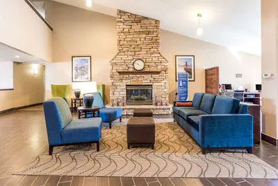 Photo 3 - Comfort Inn Waukesha - Milwaukee West