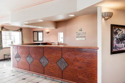 Photo 5 - Quality Inn & Suites Las Cruces - University Area