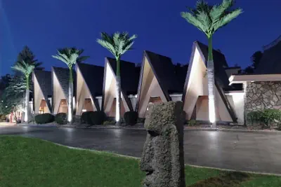 Photo 2 - Tiki Resort