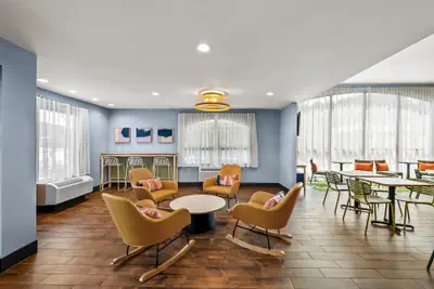 Photo 3 - Spark by Hilton Spring Lake Fayetteville