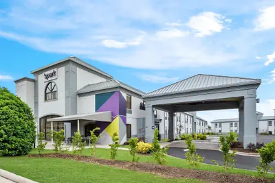 Photo 2 - Spark by Hilton Spring Lake Fayetteville