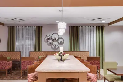 Photo 5 - Hampton Inn Pittsburgh/West Mifflin