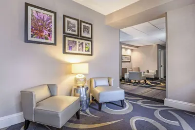 Photo 4 - La Quinta Inn & Suites by Wyndham Myrtle Beach Broadway Area
