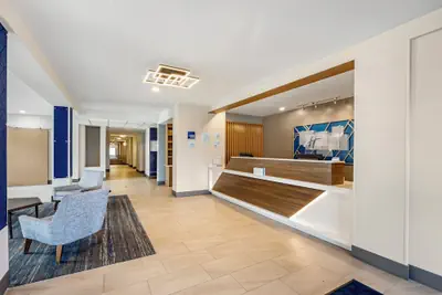 Photo 2 - Holiday Inn Express White House by IHG
