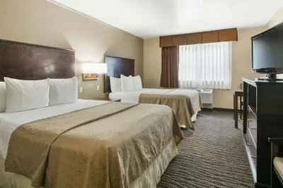 Photo 5 - Best Western San Marcos