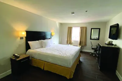 Photo 5 - Quality Inn Del Rio