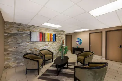 Photo 4 - Quality Inn & Suites Round Rock - Austin North