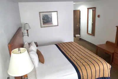 Photo 4 - Coratel Inn & Suites by Jasper New Braunfels IH-35 EXT 189