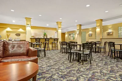 Photo 3 - Baymont by Wyndham Wahpeton