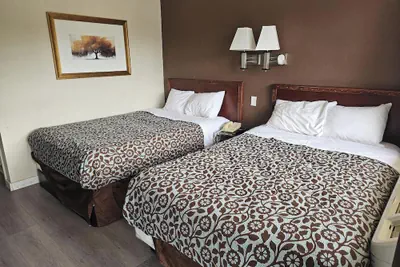 Photo 2 - Travel Inn By OYO Omaha