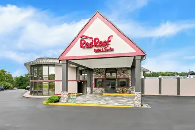 Photo 2 - Red Roof Inn & Suites Duncan