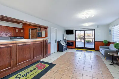 Photo 5 - Super 8 by Wyndham Johnson City