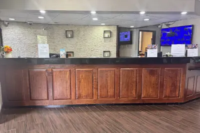 Photo 5 - AmericInn by Wyndham Memphis East