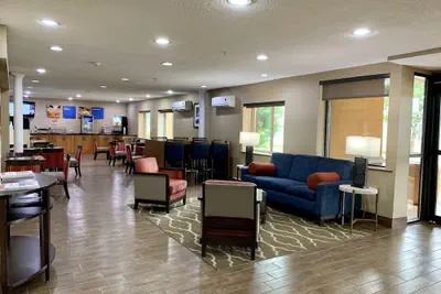 Photo 5 - Comfort Inn Columbia West