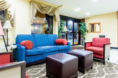 Photo 4 - Comfort Inn Columbia West