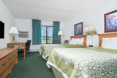 Photo 5 - Days Inn by Wyndham St Cloud