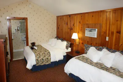 Photo 3 - Buffalo Bill Village Cabins