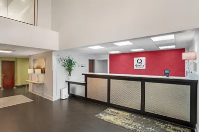Photo 5 - Quality Suites Pineville - Charlotte