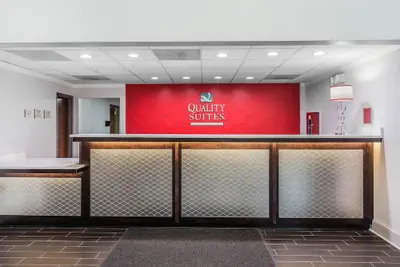 Photo 5 - Quality Suites Pineville - Charlotte