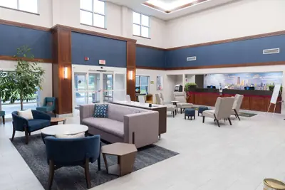 Photo 4 - La Quinta Inn & Suites by Wyndham Bannockburn-Deerfield