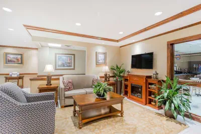 Photo 3 - Baymont by Wyndham Asheville/Biltmore Village
