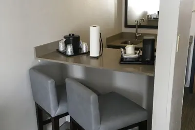 Photo 4 - Country Inn & Suites by Radisson, Cookeville, TN