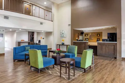 Photo 5 - Comfort Suites South Park