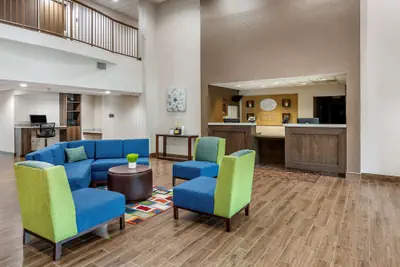 Photo 3 - Comfort Suites South Park