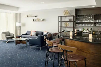 Photo 3 - Courtyard by Marriott Concord
