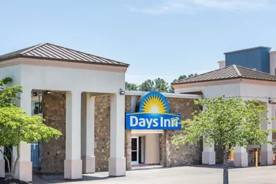 Photo 2 - Days Inn by Wyndham Charlottesville/University Area