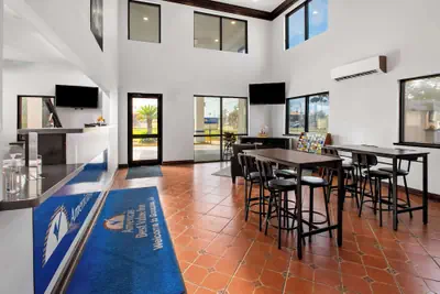 Photo 5 - Americas Best Value Inn Gonzales