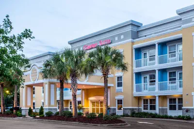 Photo 2 - Comfort Suites at Isle Of Palms Connector