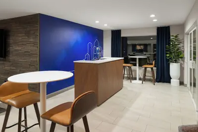 Photo 5 - Holiday Inn Express & Suites Paso Robles by IHG