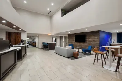 Photo 4 - Holiday Inn Express & Suites Paso Robles by IHG