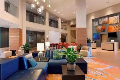 Photo 2 - Delta Hotels by Marriott Anaheim Garden Grove