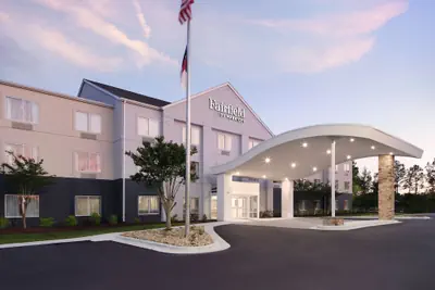 Photo 2 - Fairfield Inn & Suites by Marriott Jacksonville