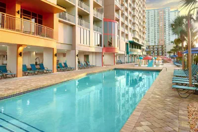 Photo 2 - Hampton Inn & Suites Myrtle Beach/Oceanfront