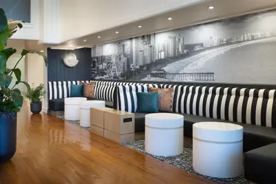 Photo 3 - Hampton Inn & Suites Myrtle Beach/Oceanfront