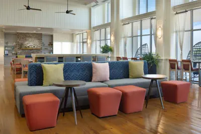 Photo 4 - Hampton Inn & Suites Myrtle Beach/Oceanfront