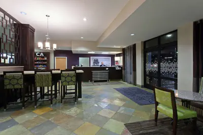 Photo 5 - Hampton Inn Santa Cruz
