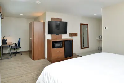 Photo 5 - Holiday Inn Express Santa Rosa North by IHG