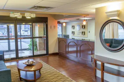 Photo 4 - Comfort Inn Hammond