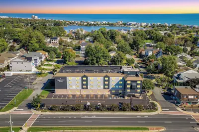Photo 2 - Country Inn & Suites by Radisson Rehoboth Beach - Dewey